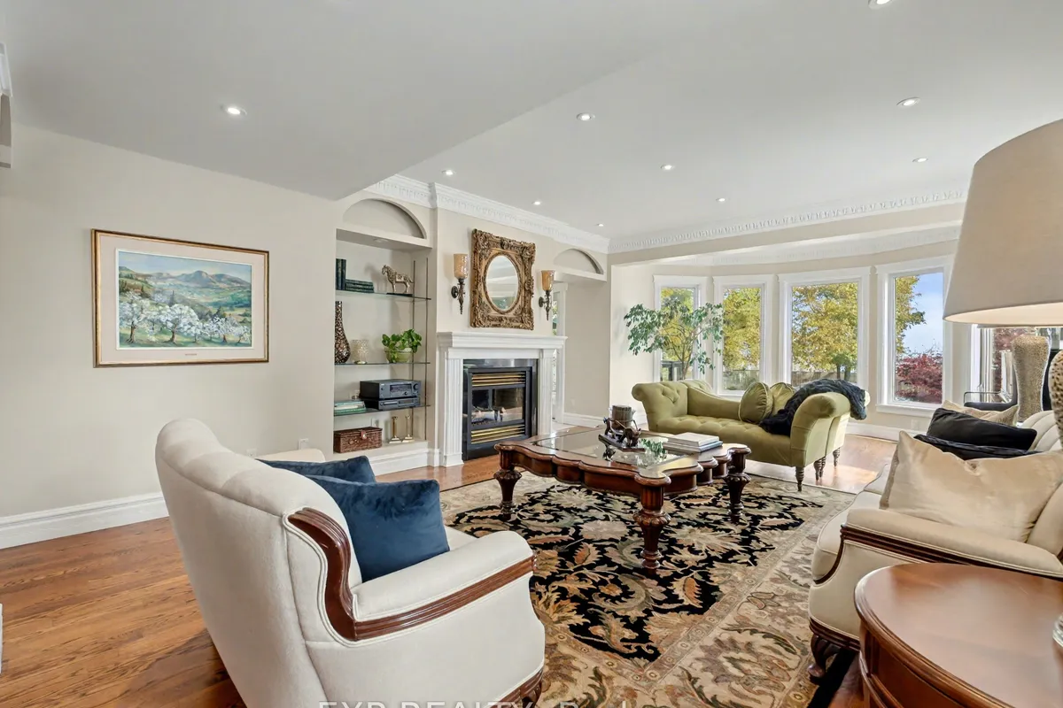 685 Beach Boulevard, ON L8H 6Y5