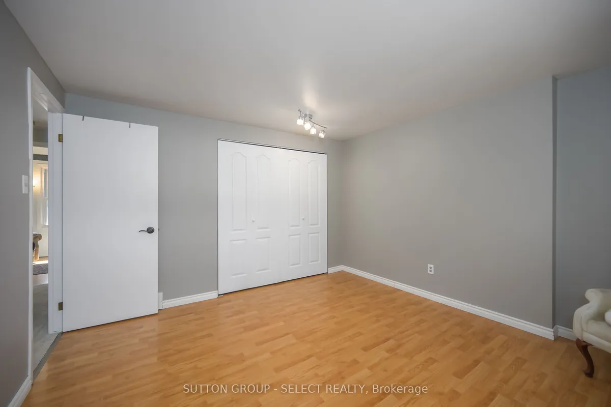 96 Elvira Crescent, ON N6E 2P5