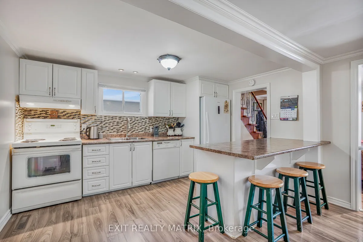 236 Genevieve Street, ON K6A 2L9