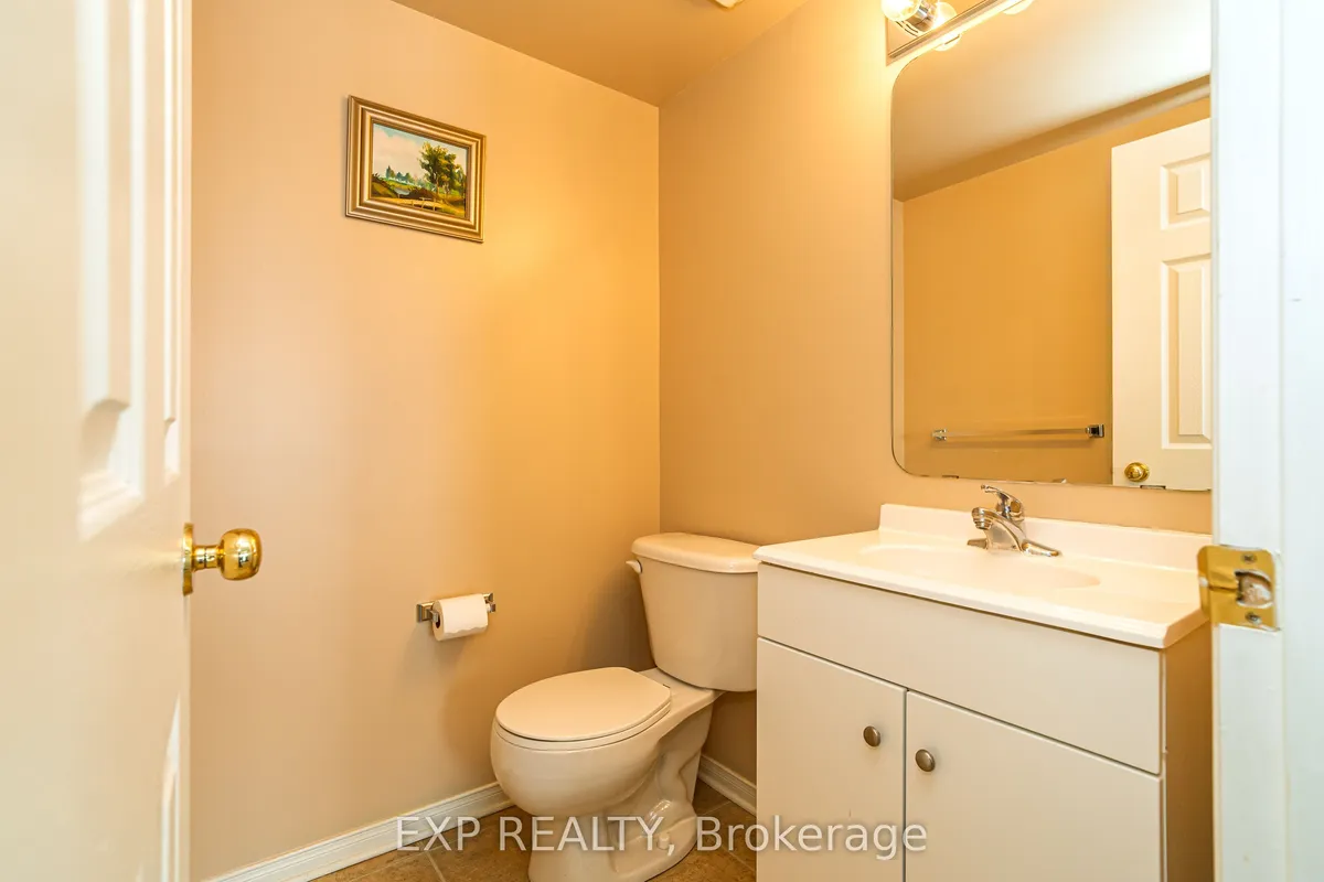 132 Grovemont Drive, ON K2G 6Z9