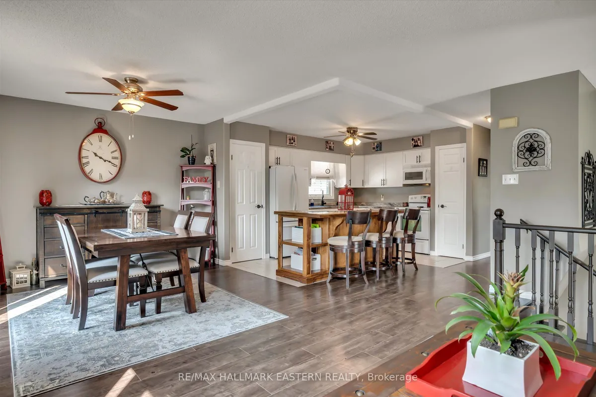 2574 Foxmeadow Road, ON K9L 1X2