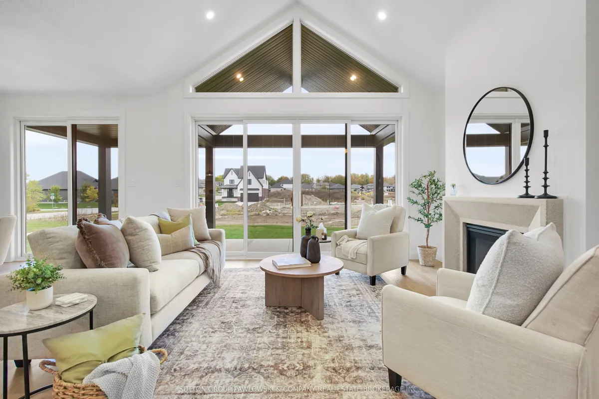 5 TIMBERWALK Close, ON N0M 2A0