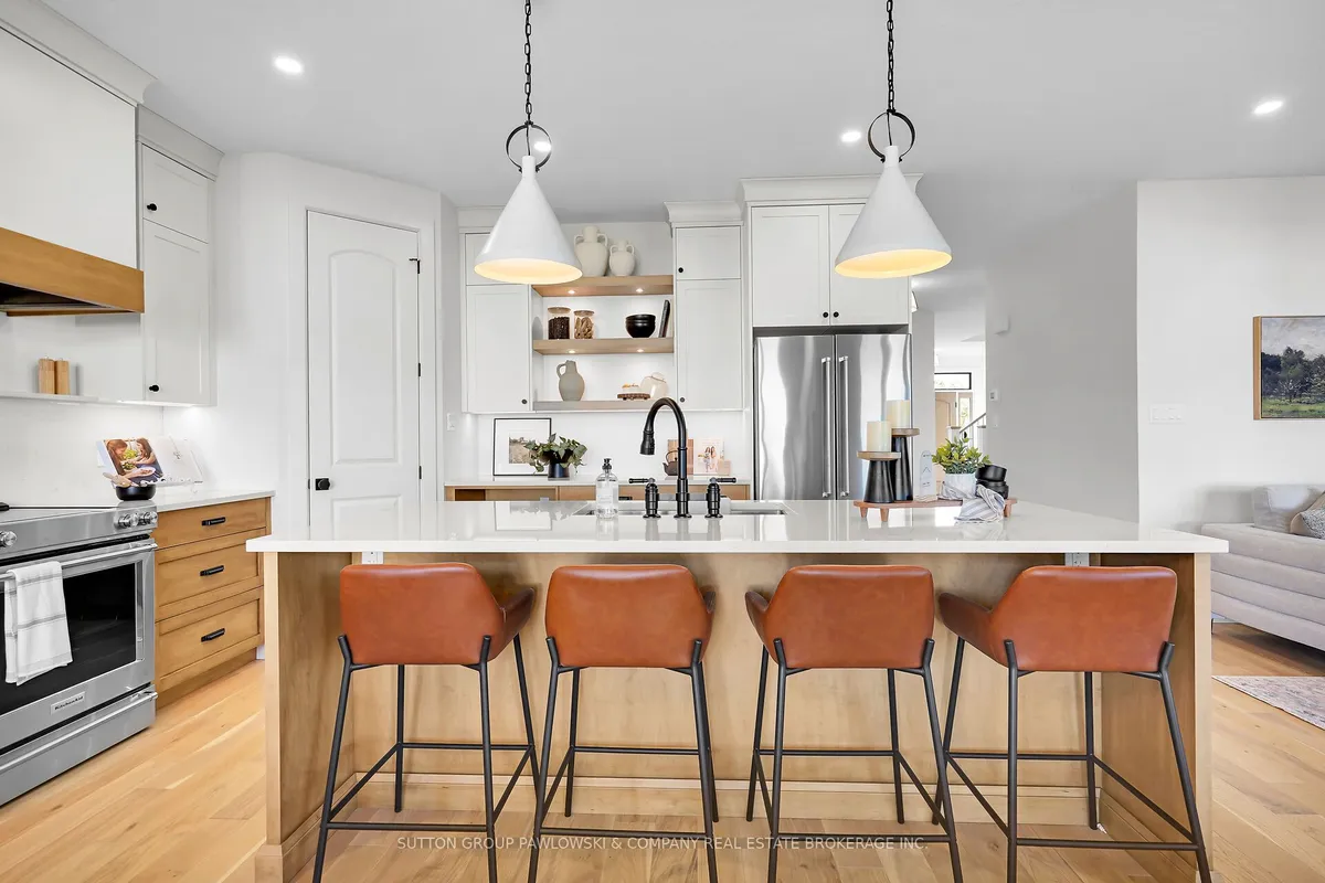 65 ARROWWOOD Path, ON N0M 2A0