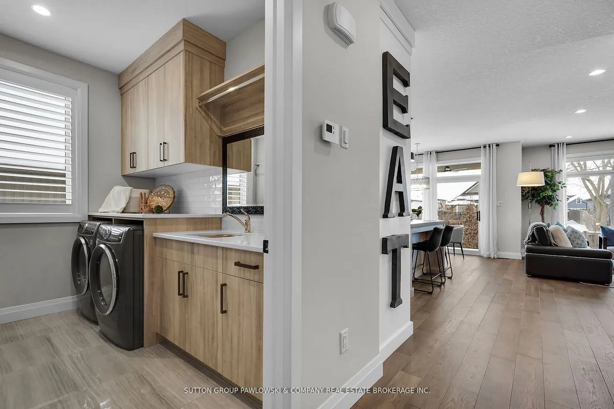 1 TIMBERWALK Close, ON N0M 2A0