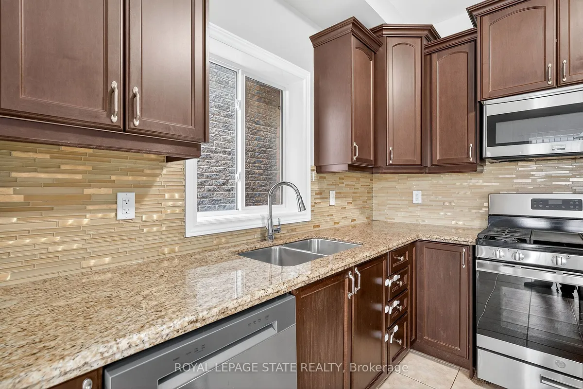 61 Irwin Avenue, ON L9K 0E9