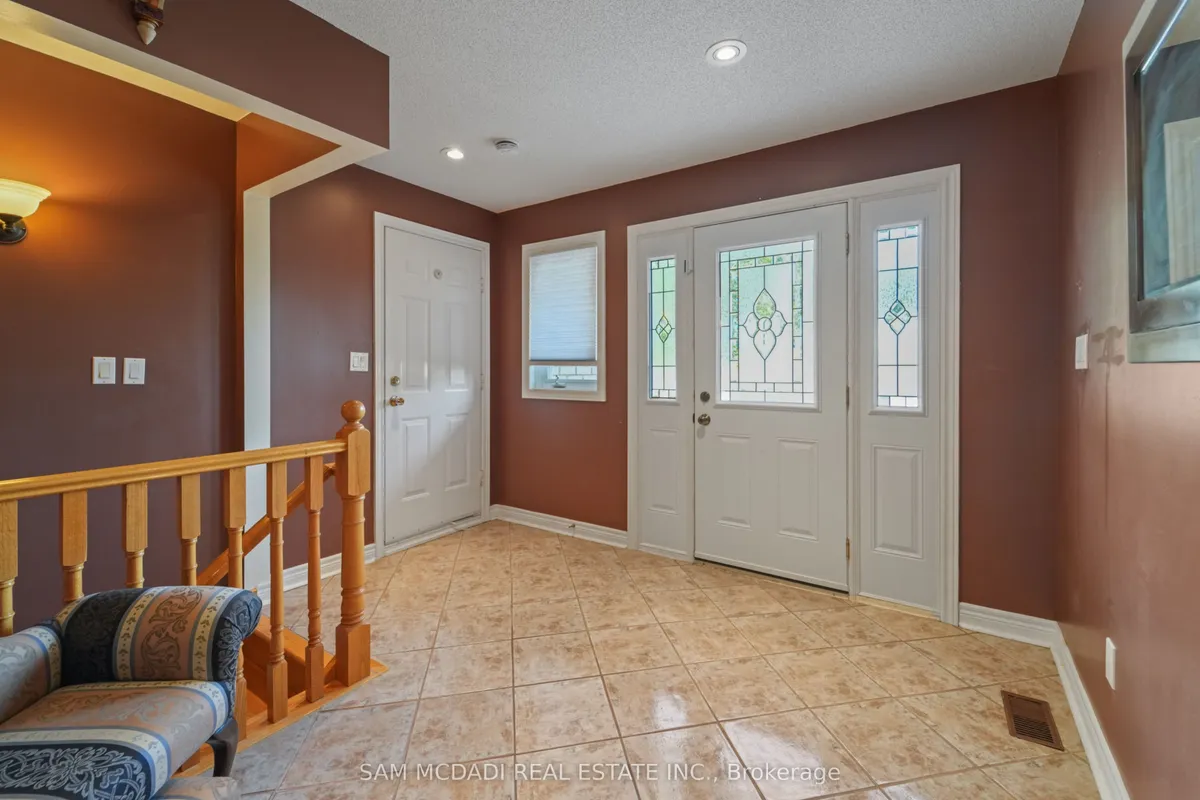 84 Maryland Drive, ON K9J 6X3