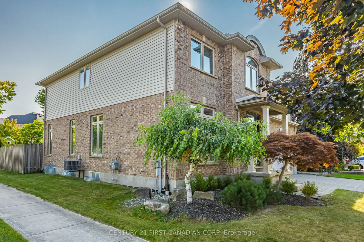 792 Redtail Trail, ON N6H 5X3