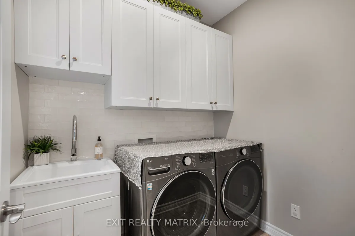 301 Colmar Street, ON K0A 1W0