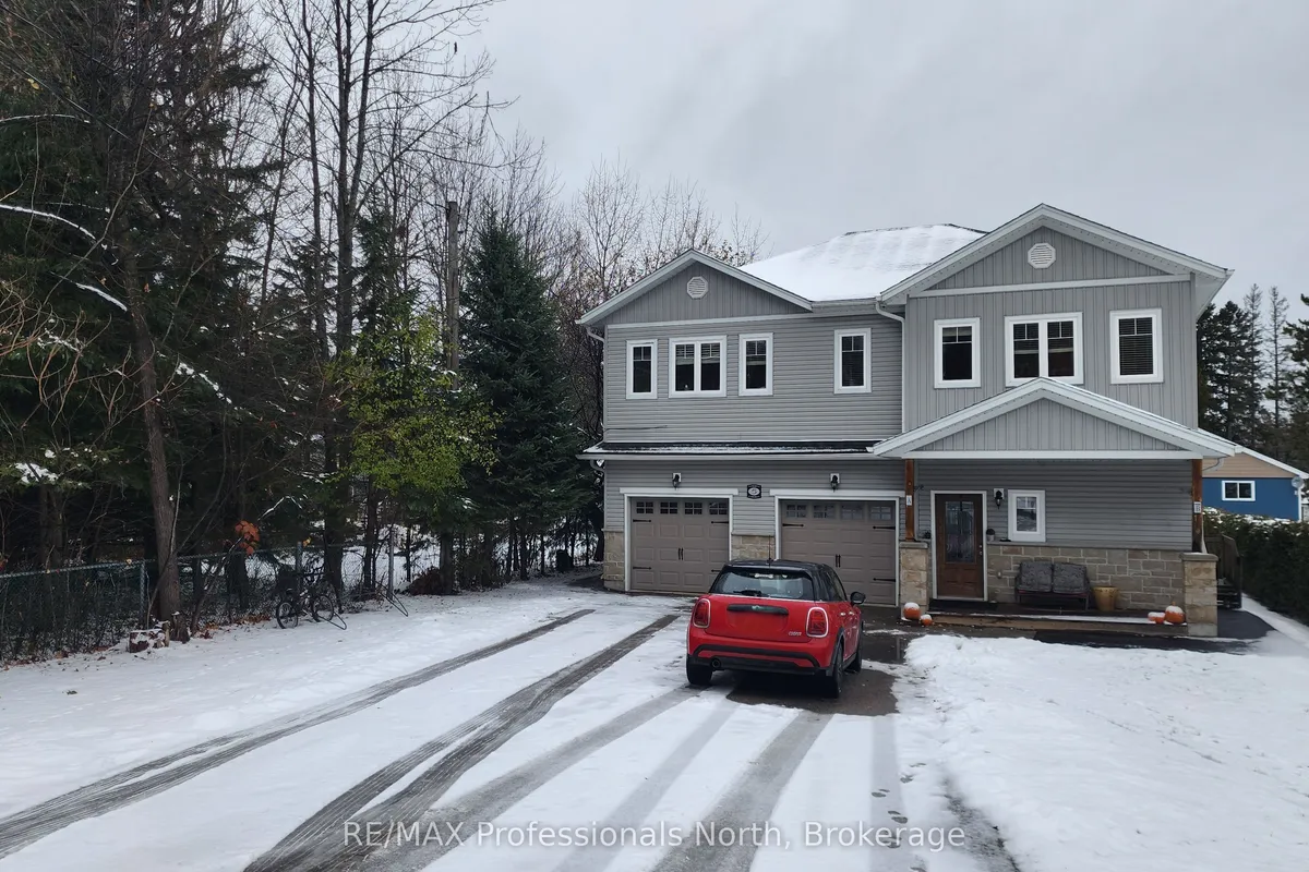 5 Greaves Avenue, ON P1H 1V2