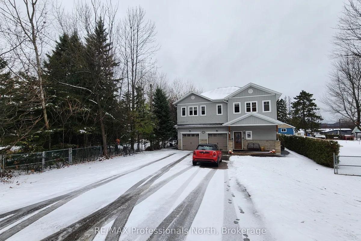 5 Greaves Avenue, ON P1H 1V2