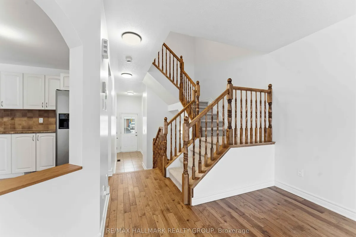 123 Silvermoon Crescent, ON K4A 0P5