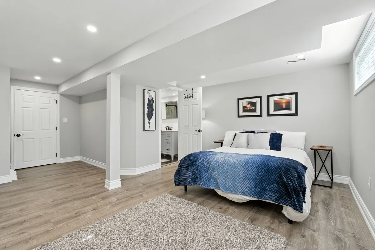 4326 Hillview Drive, ON L3J 0H8