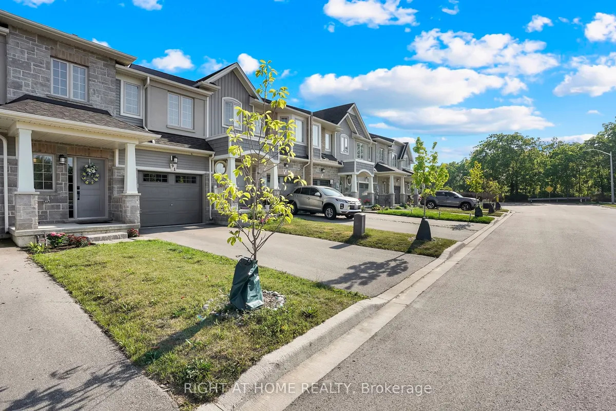 91 Beasley Grove, ON L9K 0J7