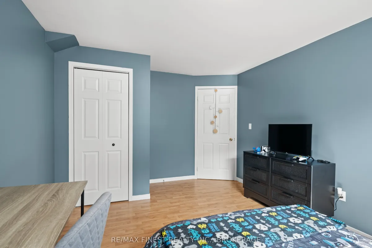 1032 Redwood Crescent, ON K7P 3G7