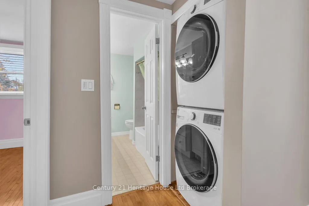 43 Concession Street, ON N4G 1P2