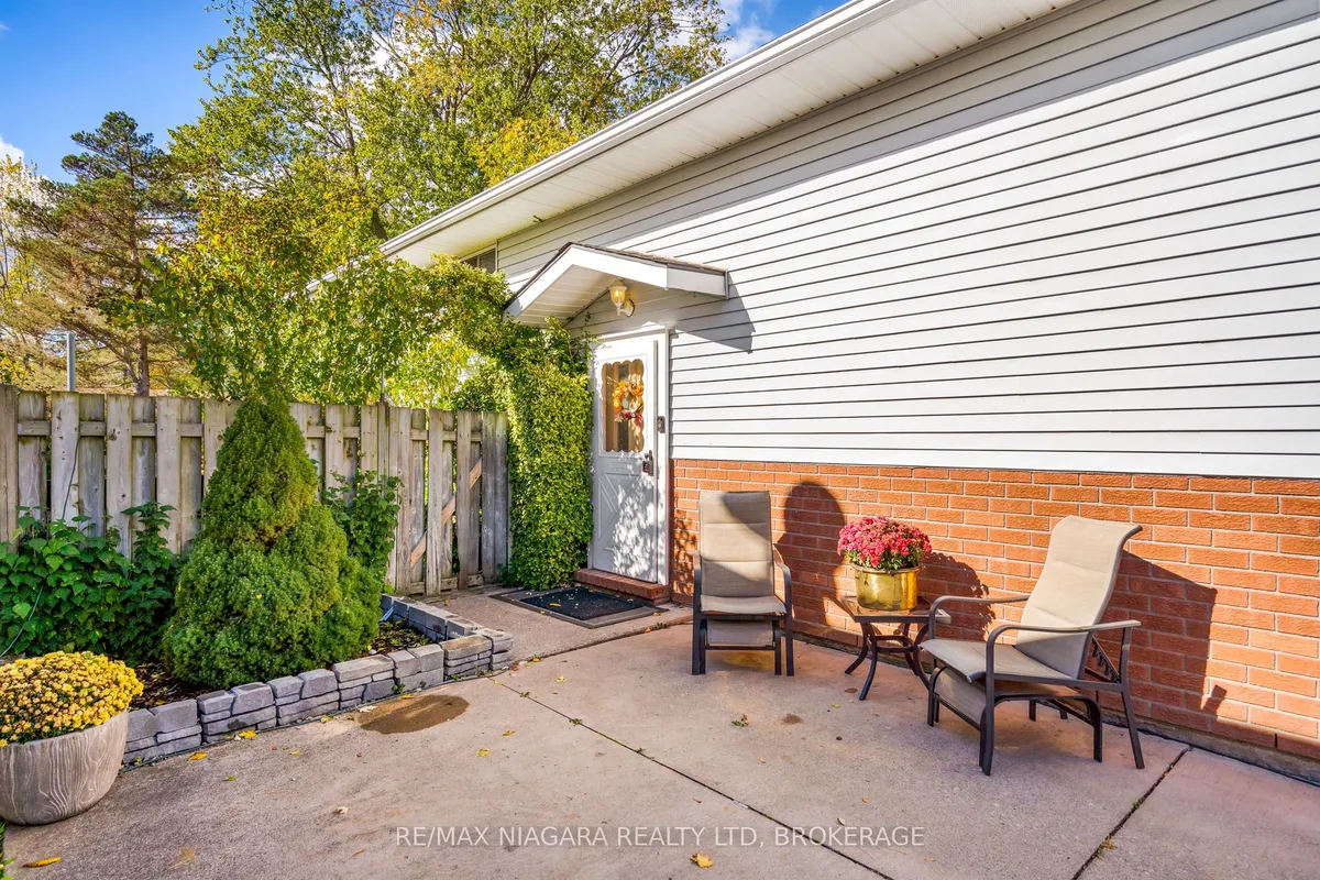 343 Helen Street, ON L0S 1B0