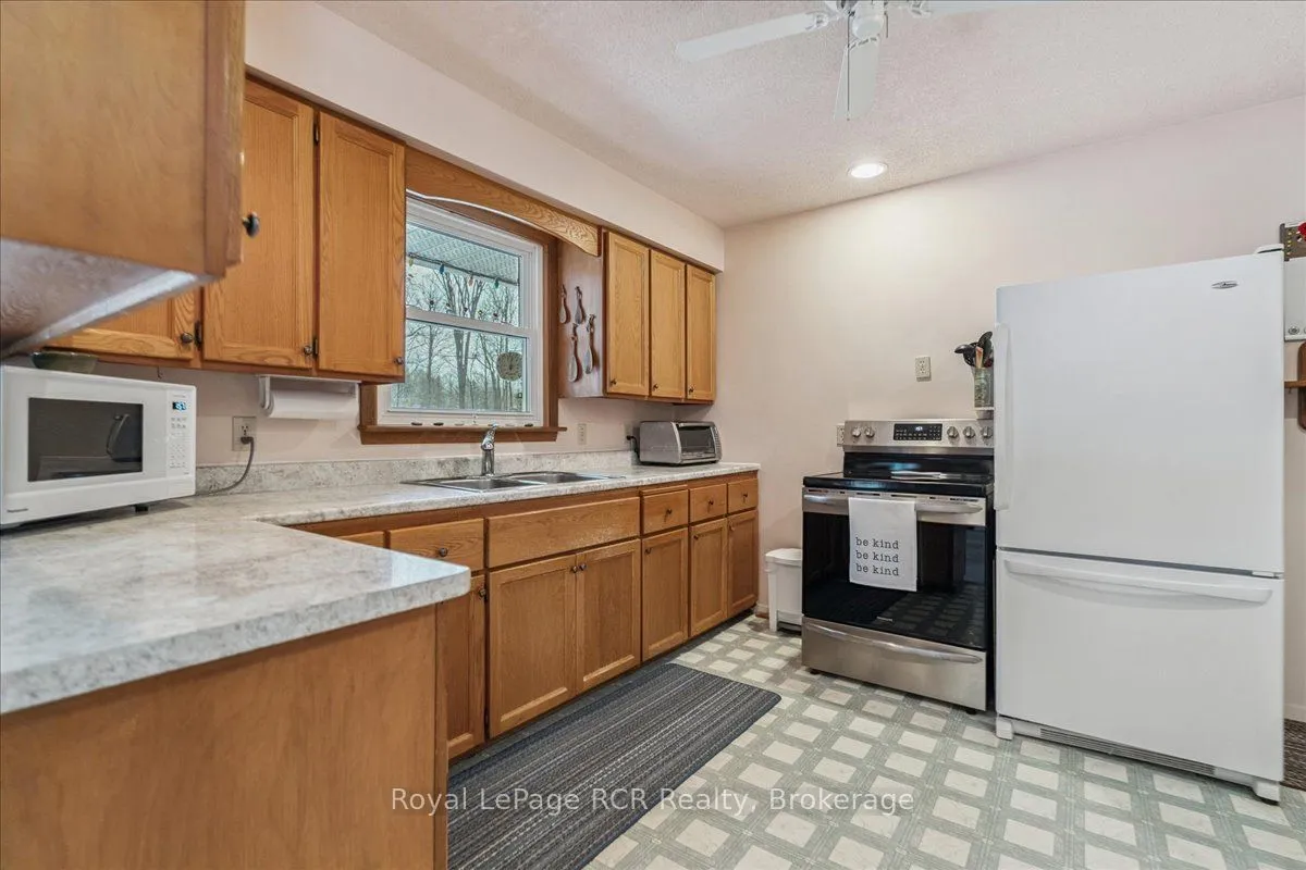 202 Gore Crescent, ON N0H 1G0