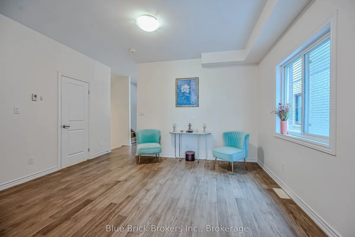 12 Hildred Street, ON L3B 1H9