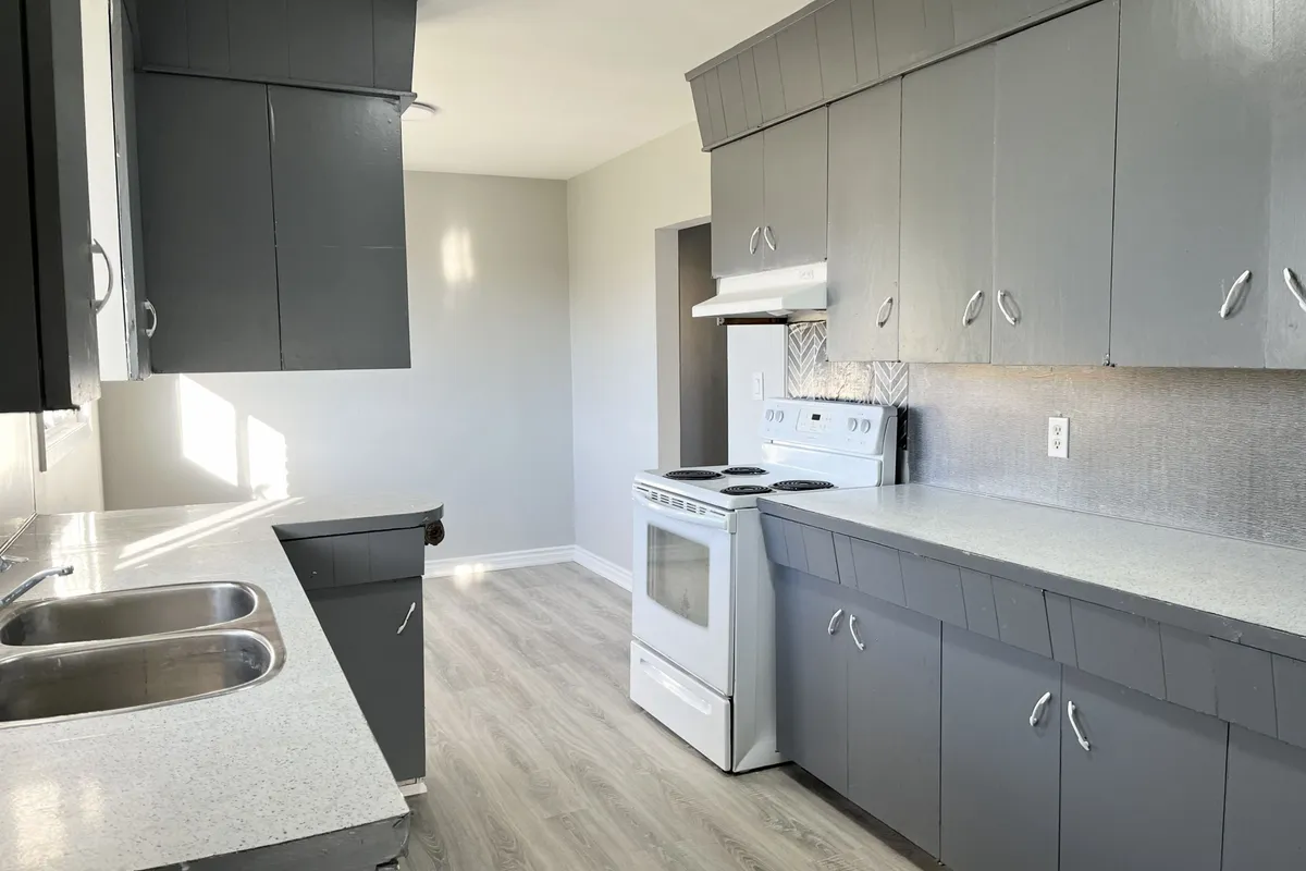 9 Mckay Street, ON L2S 1E8