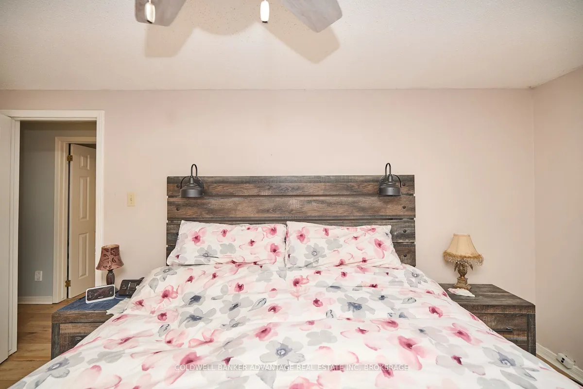 33 Naples Court, ON L2V 4S7