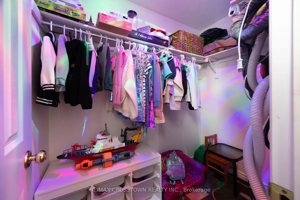 125 Terni Boulevard, ON L8W 3W4