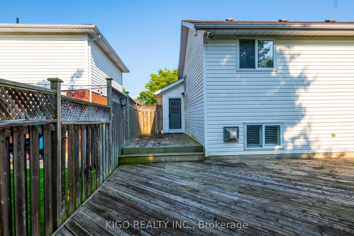 52 Dawn Crescent, ON N3C 4A9