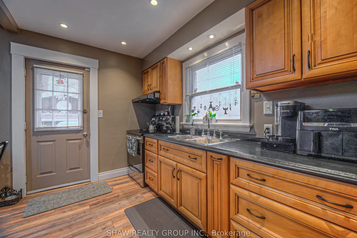 81 Beechwood Avenue, ON L8L 2S7