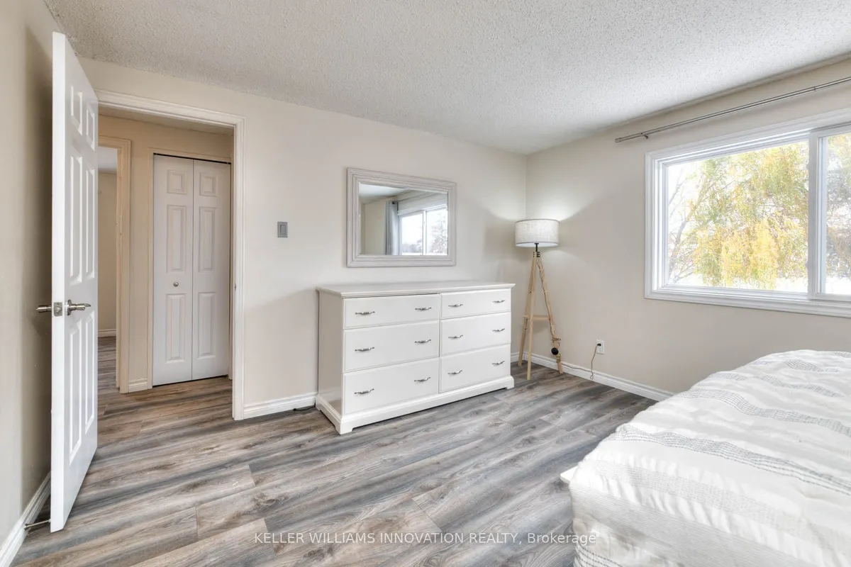 50 Old Forest Crescent, ON N2N 2A3