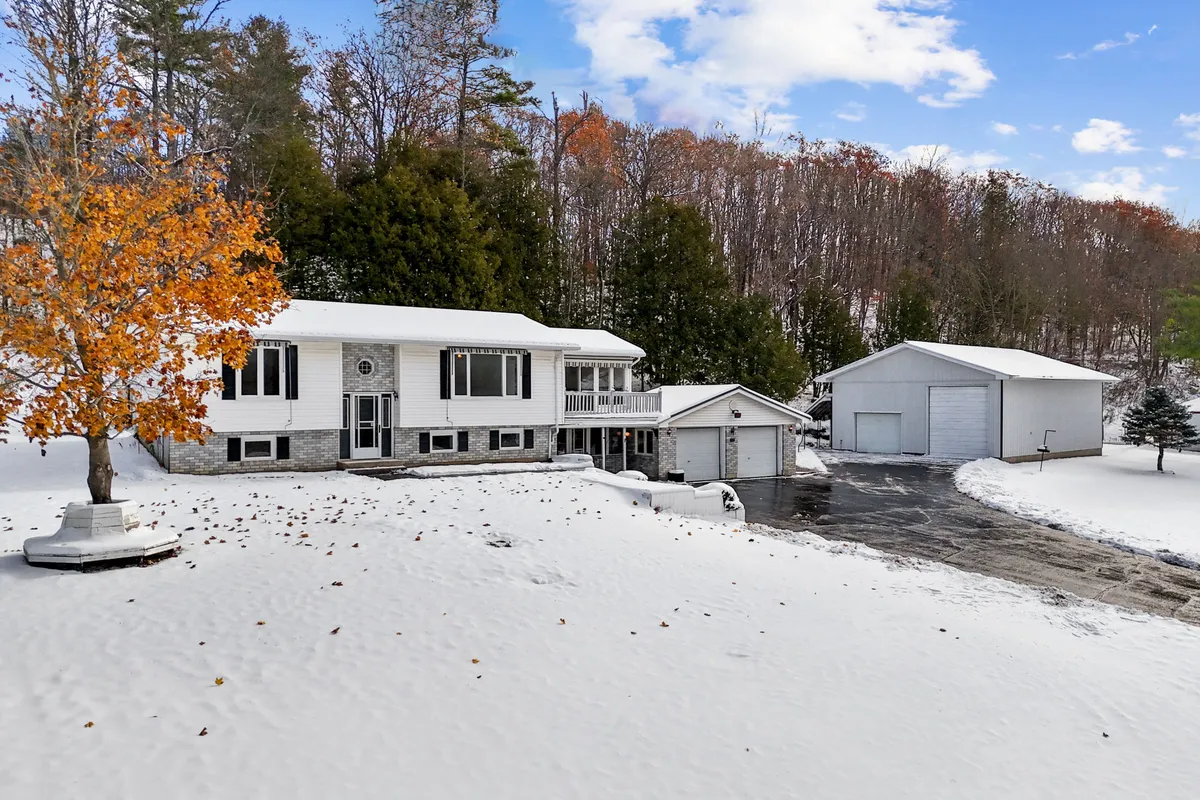 222 Cordova Road, ON L1J 1N9