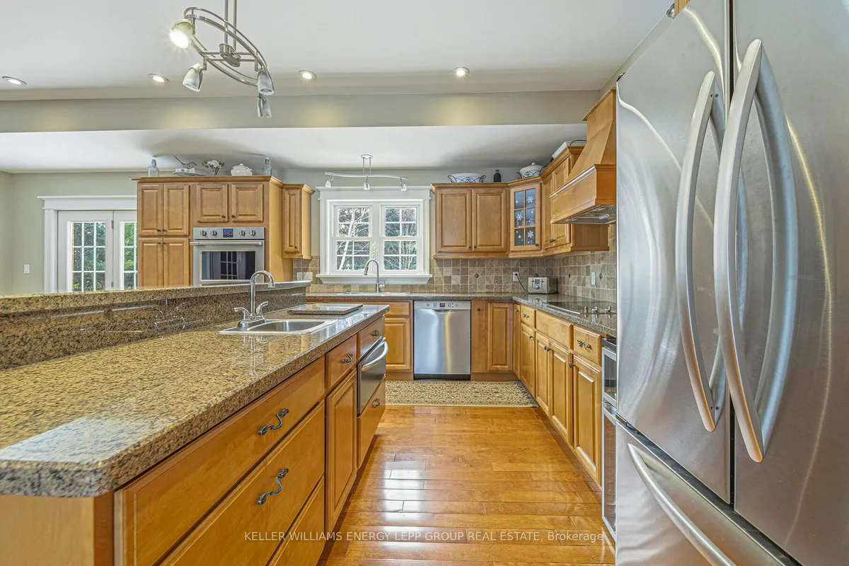 881 CARMEL Crescent, ON L0A 1G0