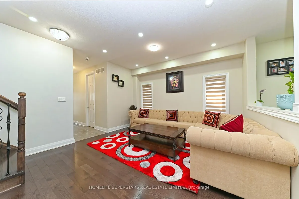 6 Wildflower Street, ON N2P 0G7