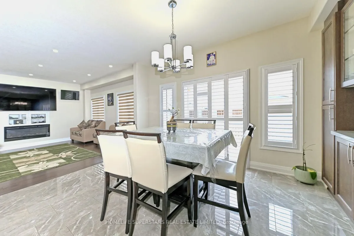 6 Wildflower Street, ON N2P 0G7