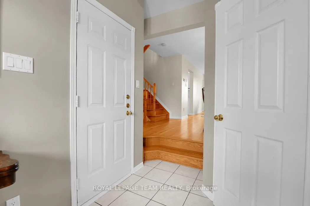 1584 Cedar Mills Road, ON K1C 7M1