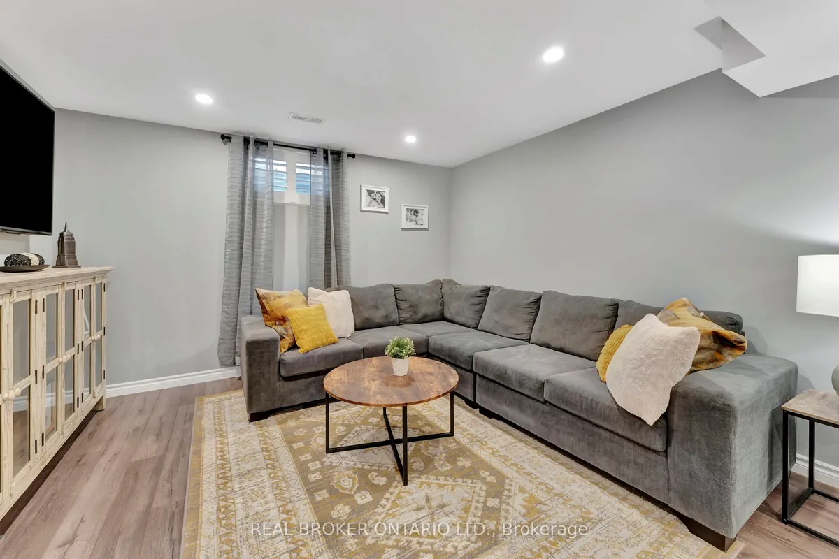 3 Crawford Place, ON N3L 0A6