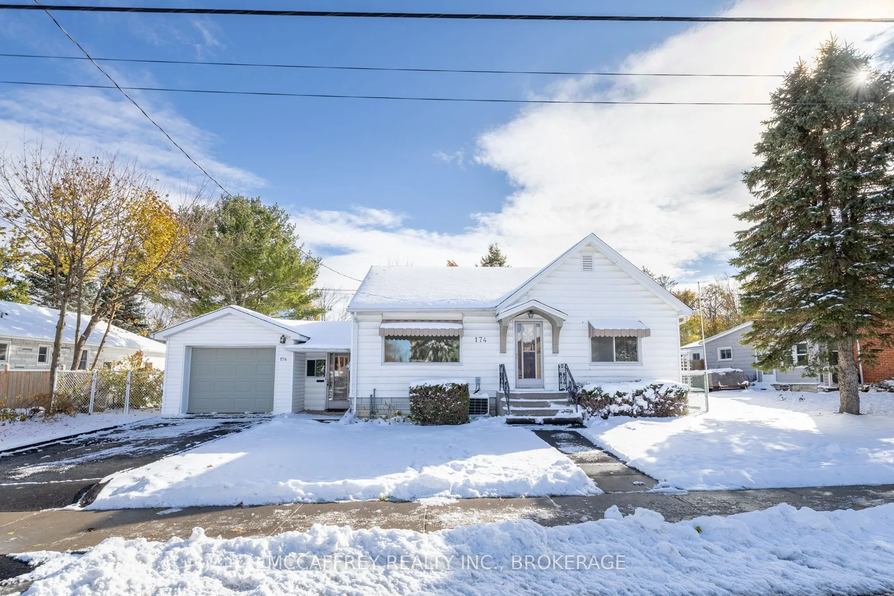 174 Thomas Street, ON K7R 2H5