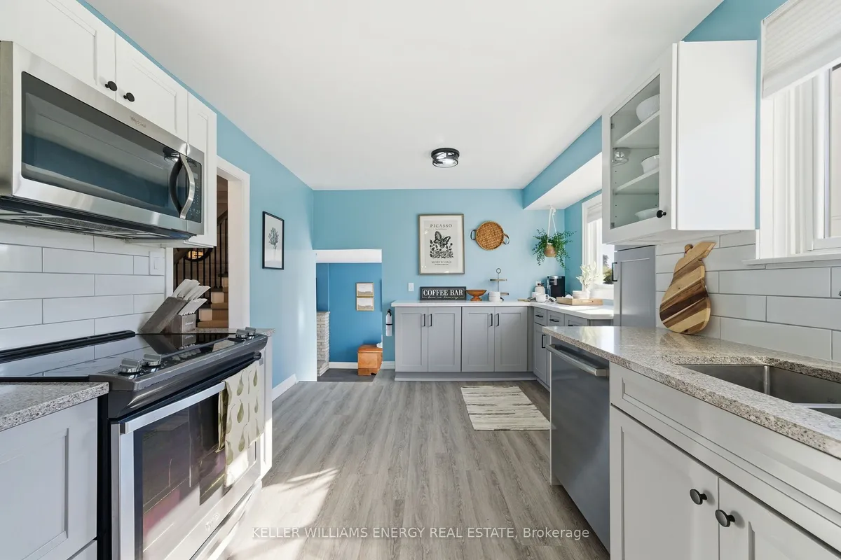 961 Curtis Crescent, ON K9A 2W4