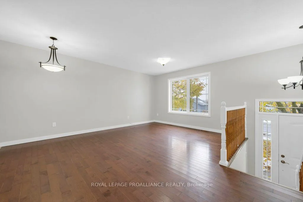 152 Cannifton Road, ON K8P 2T1