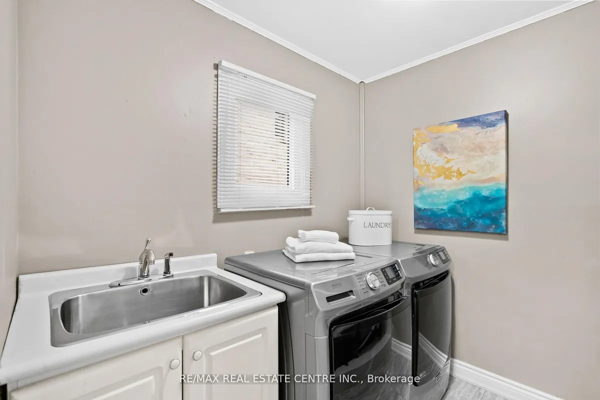 20 Driftwood Place, ON L8J 2N7