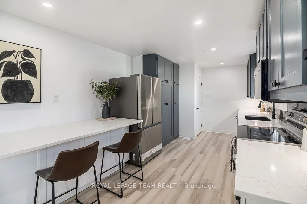 102 Laurier Street, ON K0A 1M0