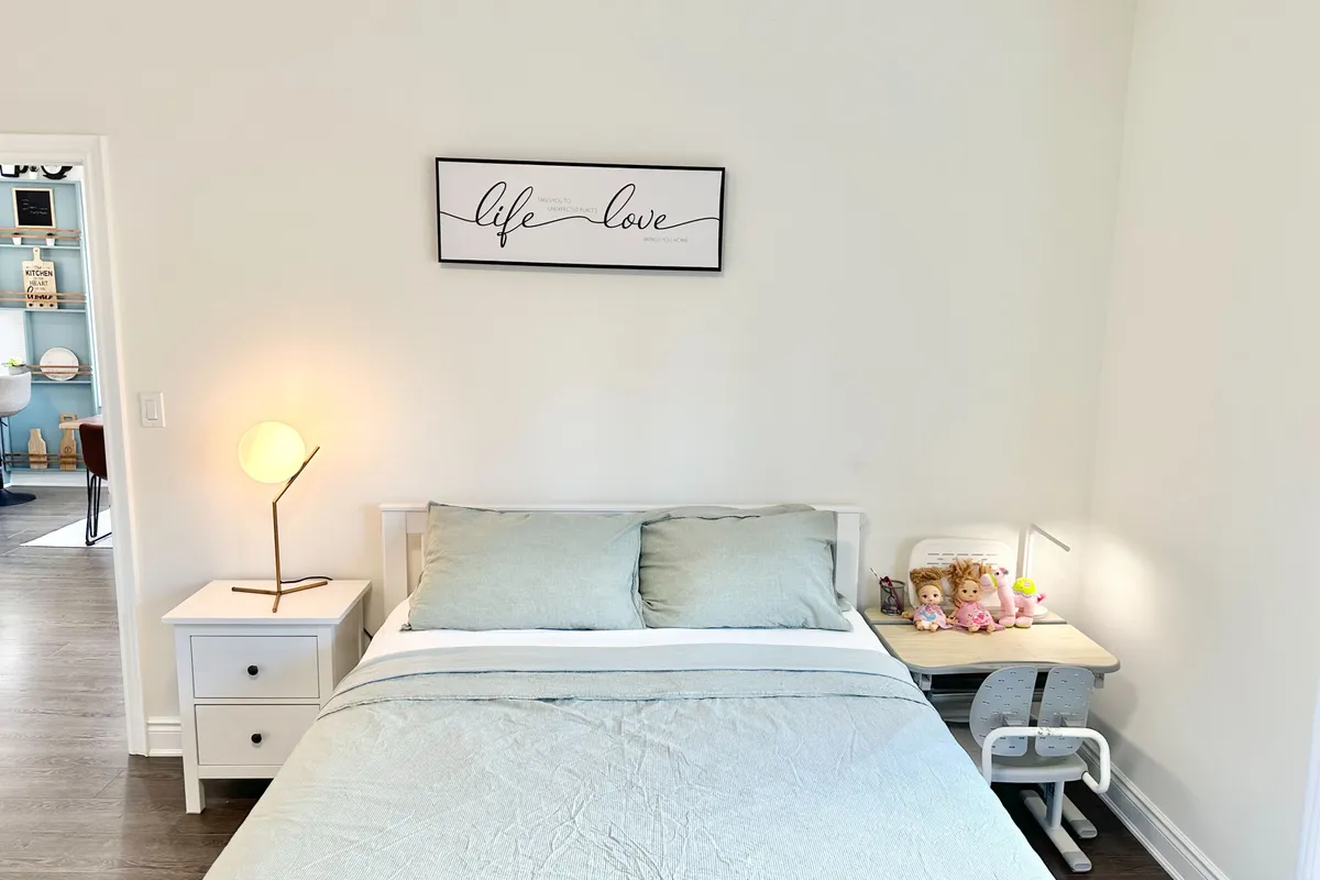 50 Seaton Crescent, ON N4G 0J7