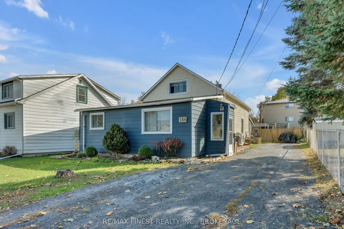 186 Thomas Street, ON K7R 2H5