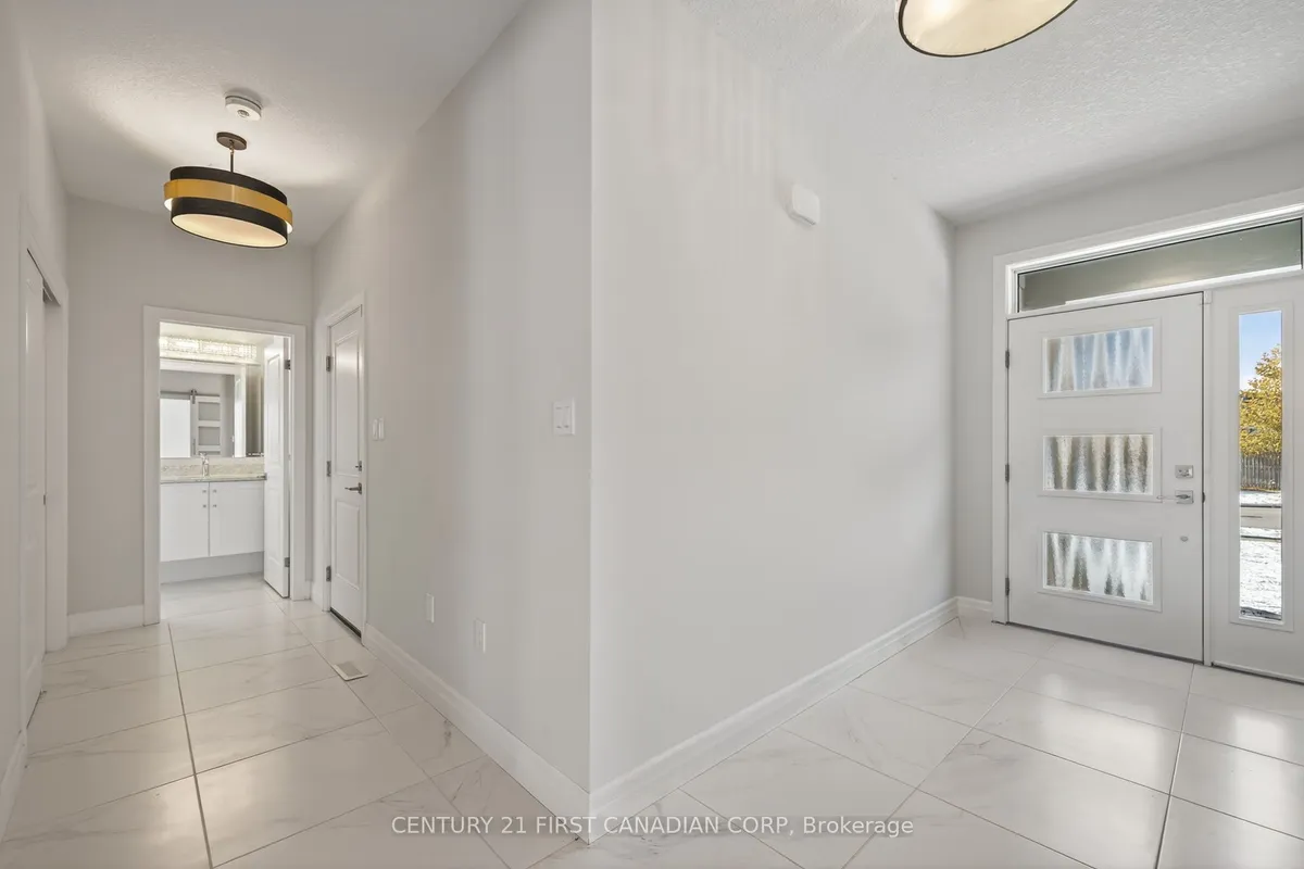 1110 Riverbend Road, ON N6K 0J1