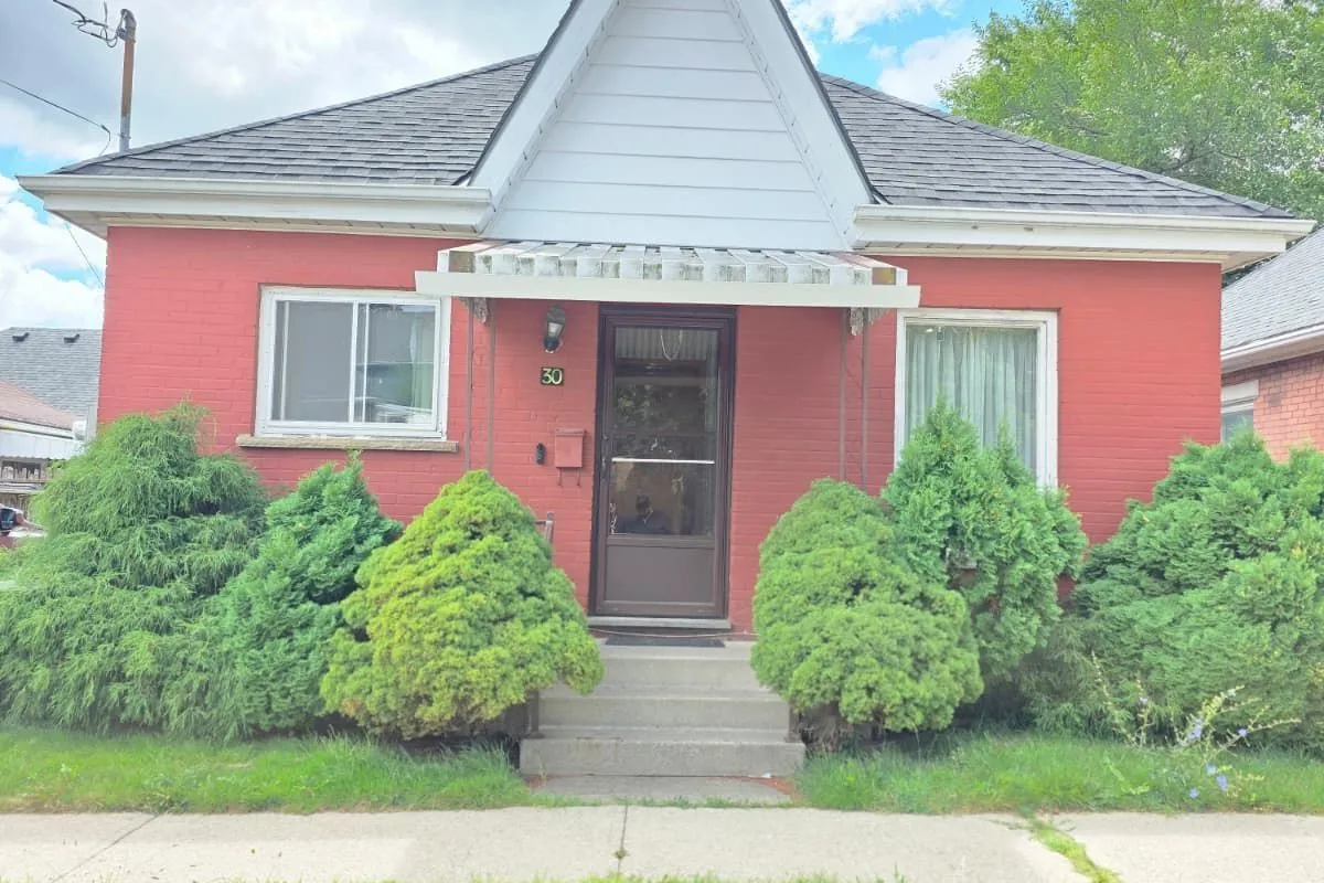 30 Emilie Street, ON N3S 1S4