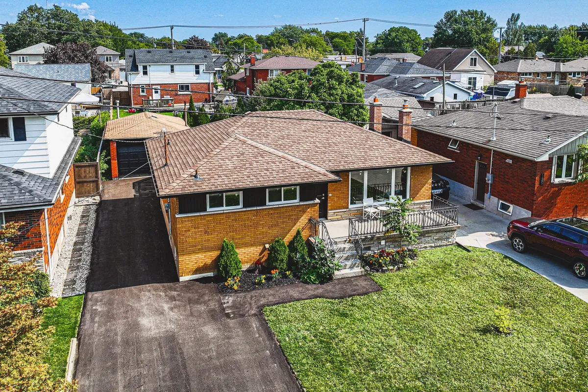 131 Welbourn Drive, ON L9A 3N5