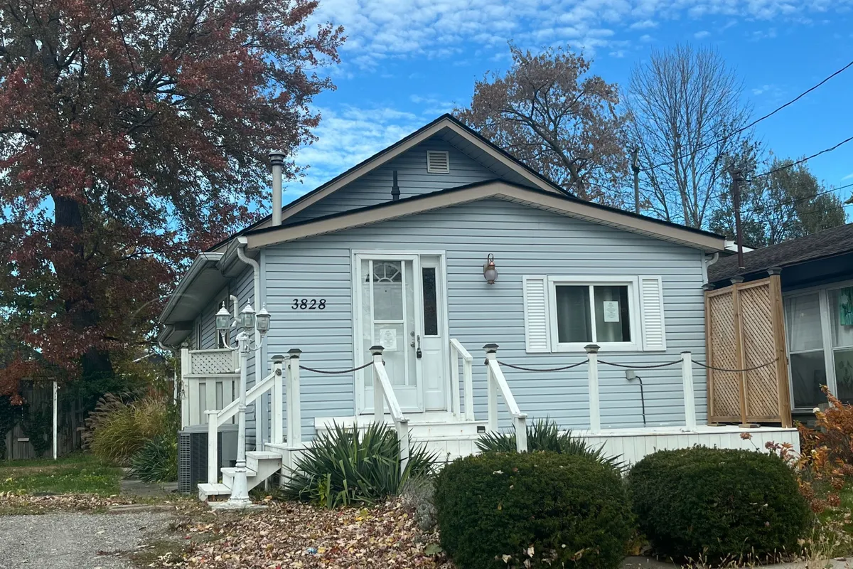 3828 Roxborough Avenue, ON L0S 1B0