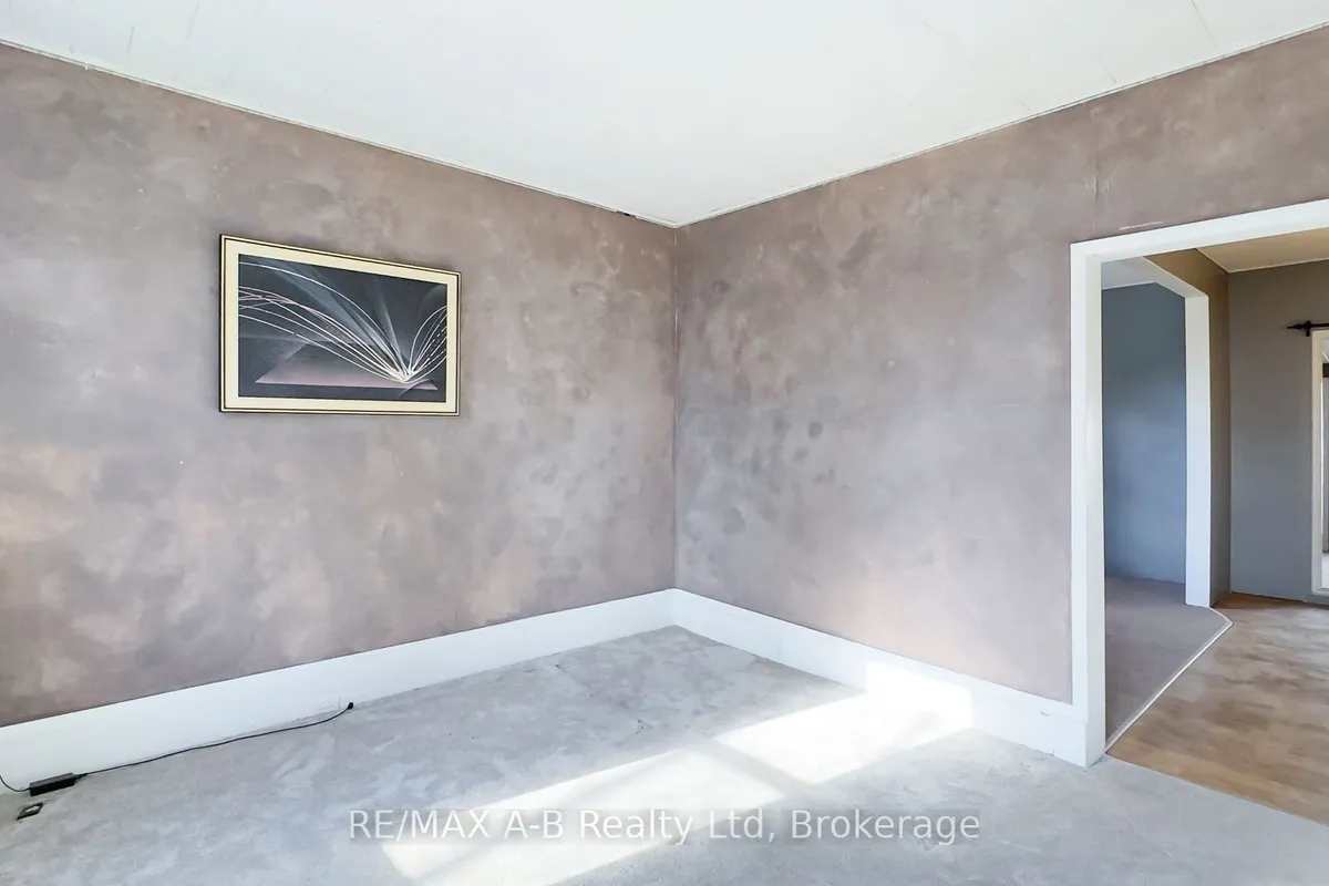 201 Jones Street, ON N4X 1A1