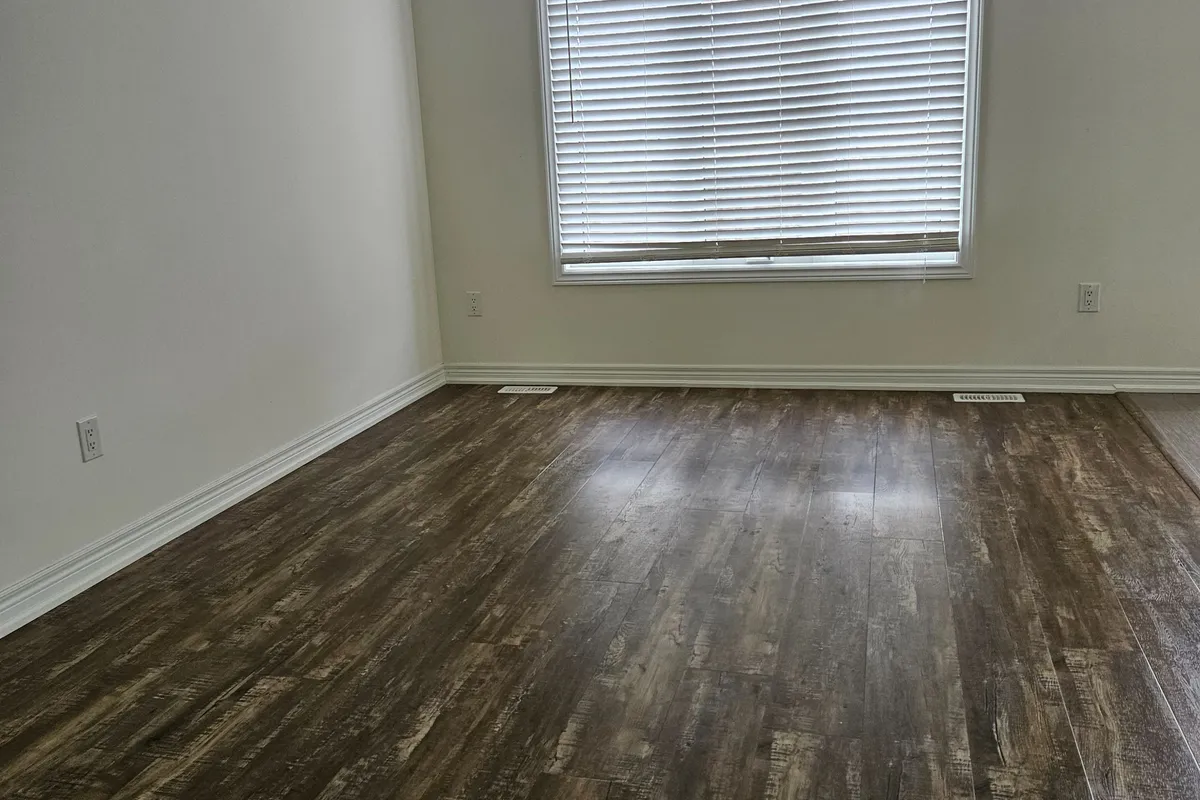 180 SUNFLOWER Place, ON L3C 0H9