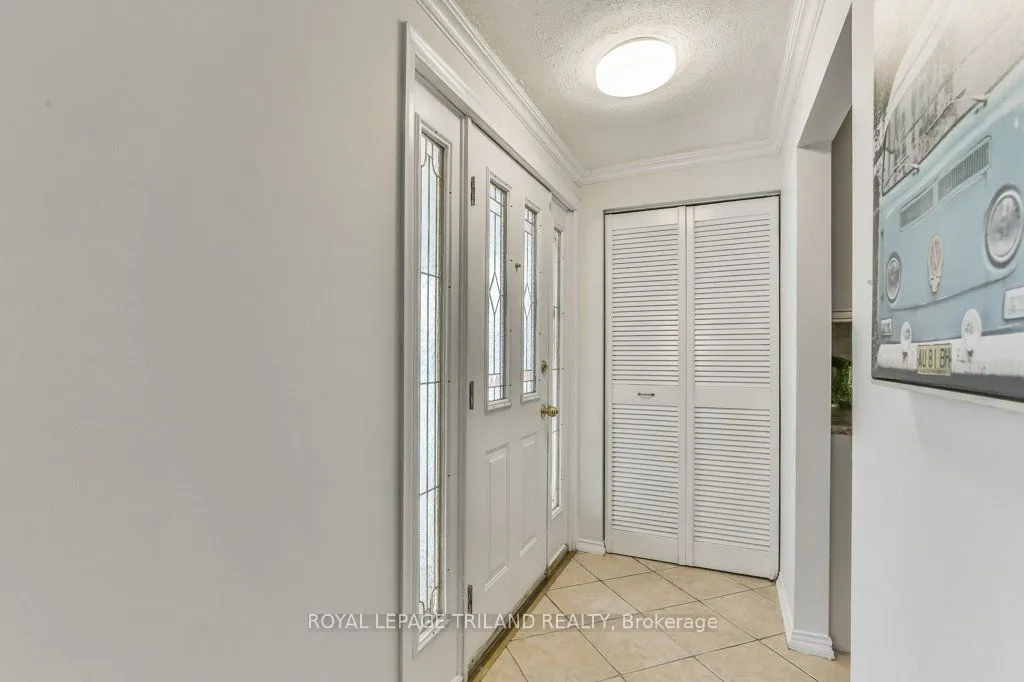 960 OSGOODE Drive, ON N6E 1E1