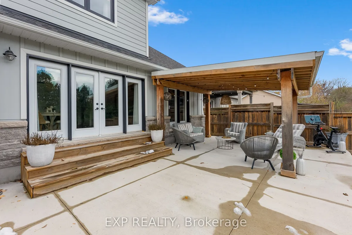 2218 Portage Road, ON L2J 0C2