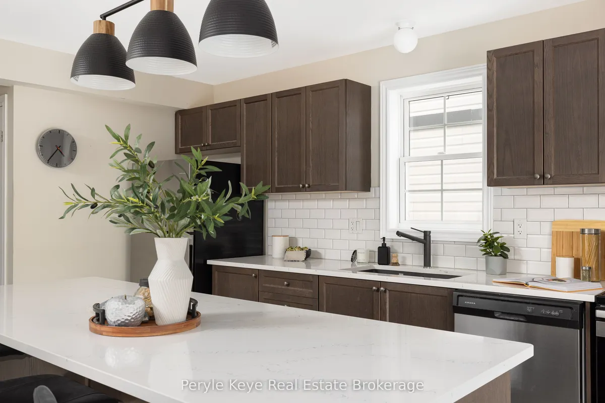 65 Fieldstream Chase, ON P1L 0A7